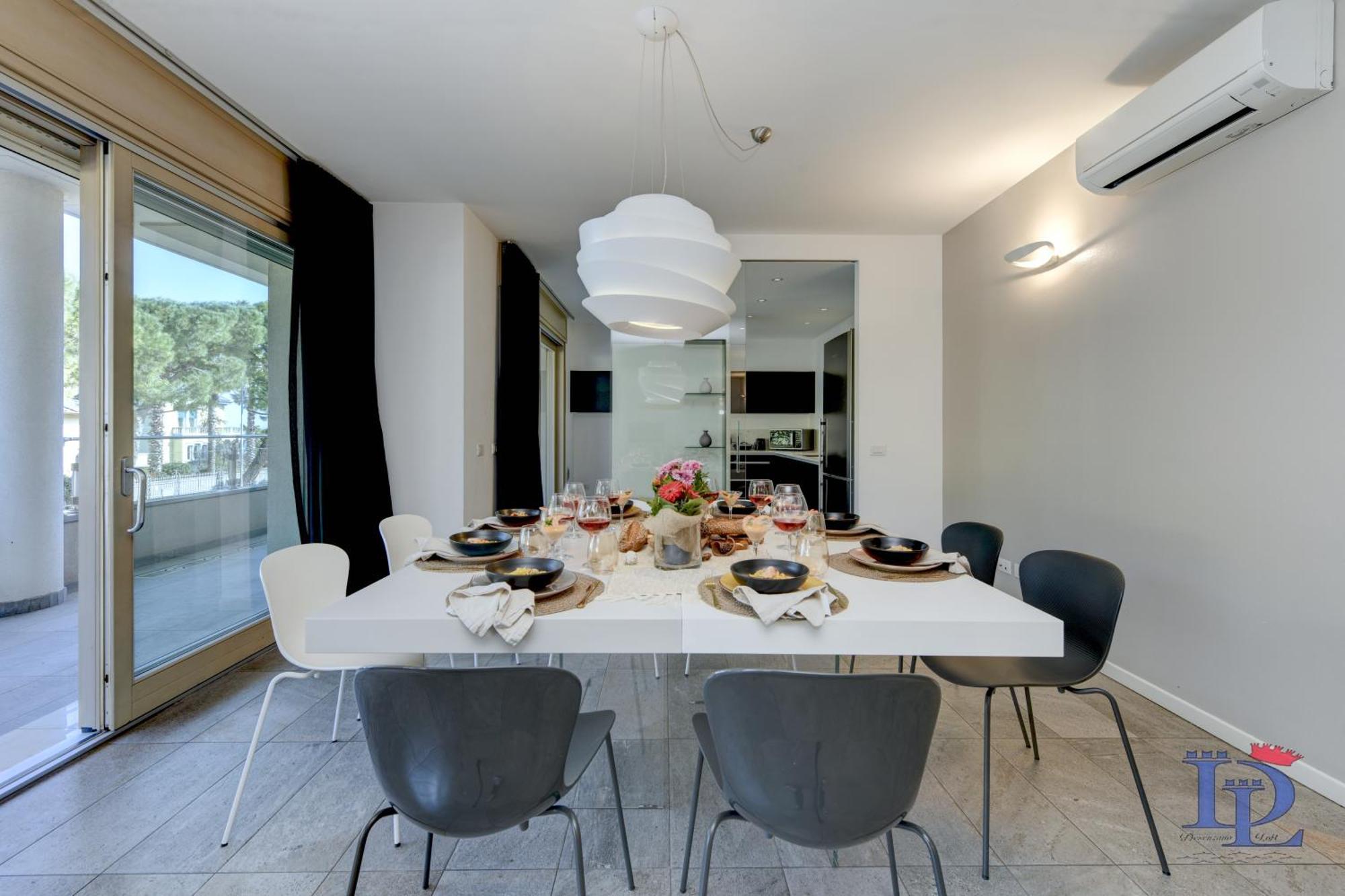 Desenzanoloft Official Partner Marriott Homes & Villas - Oscar Luxury Suite Desenzano del Garda Exterior photo